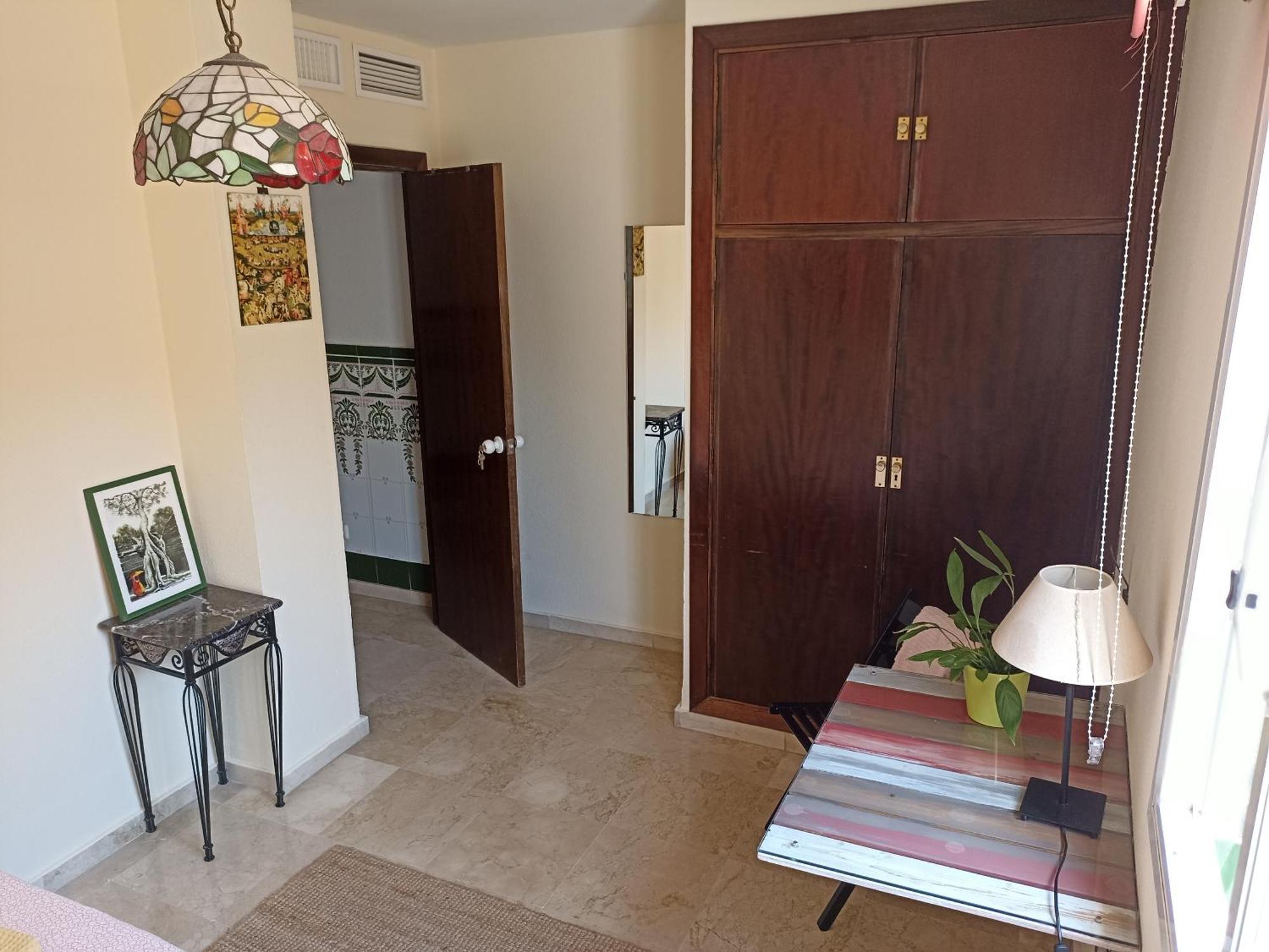 Confortable Habitacion Centrica En Piso Privado Apartment Malaga Exterior photo